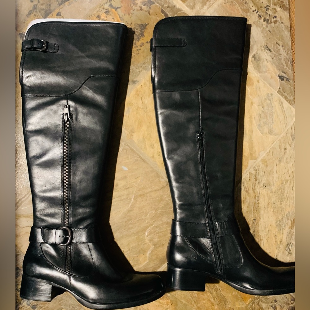 BORN Crown Collection Selyse Riding Boots - Picture 4 of 16
